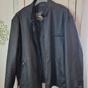 AIRBORNE Leather Classic Black Jacket